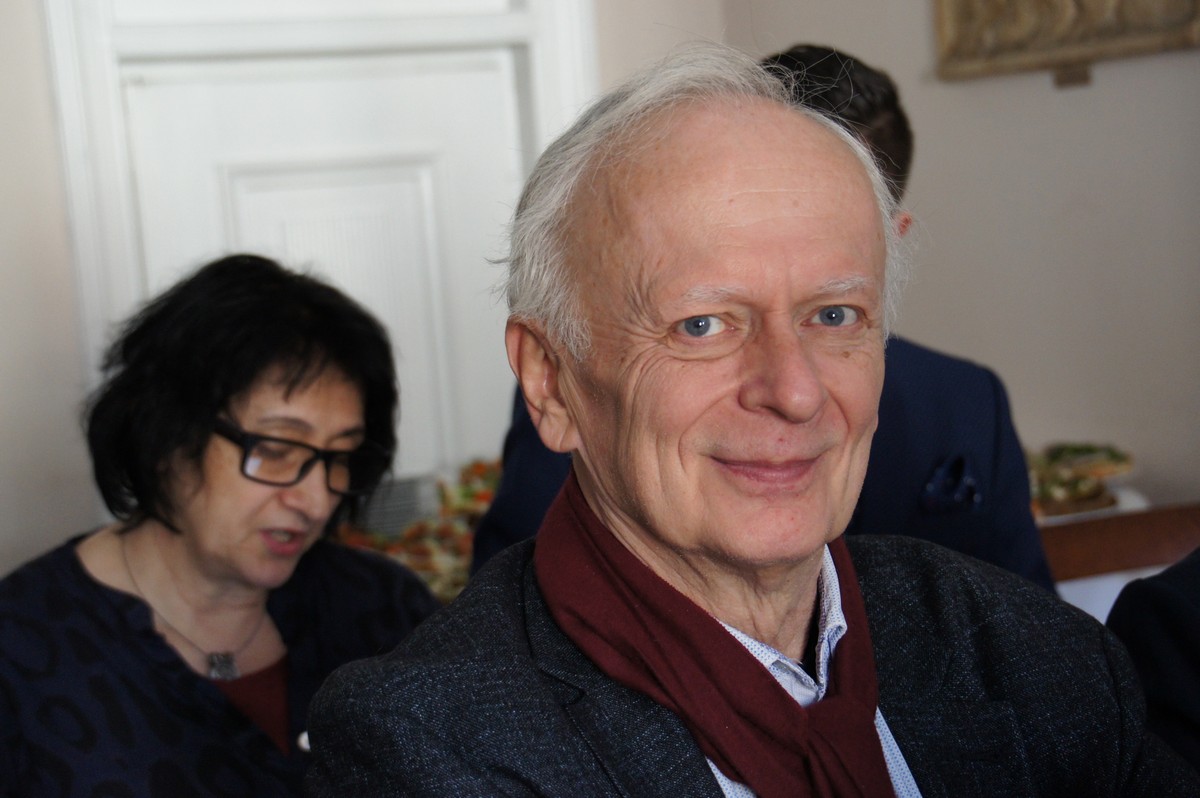 Photo: In the foreground Janusz Olejniczak; photo by Marta Karska.